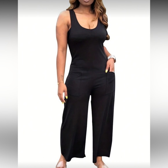 Pants - Black jumpsuit